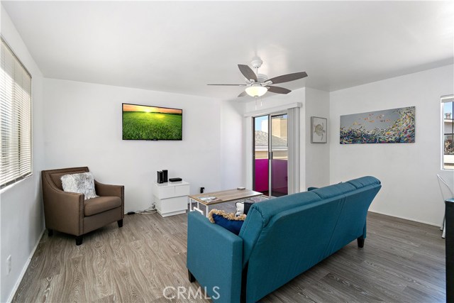 216 39th Street, Manhattan Beach, California 90266, 2 Bedrooms Bedrooms, ,2 BathroomsBathrooms,Residential,Sold,39th,SB19218837