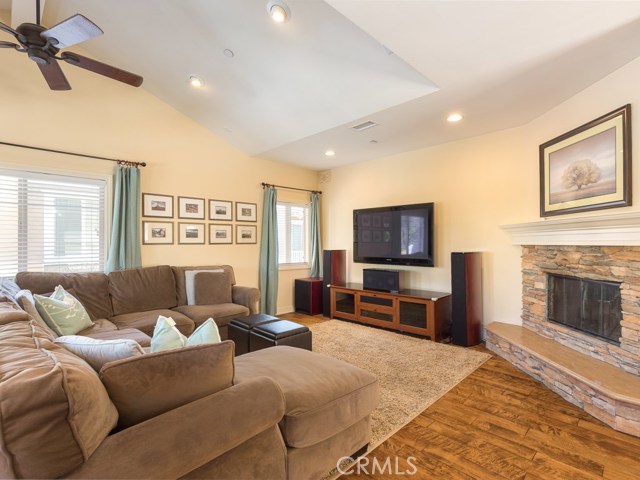 2604 Vanderbilt Lane, Redondo Beach, California 90278, 3 Bedrooms Bedrooms, ,2 BathroomsBathrooms,Residential,Sold,Vanderbilt,SB19125065