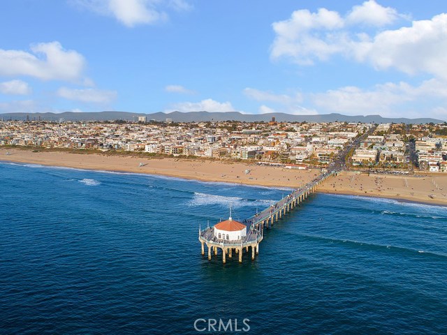 1713 Wendy Way, Manhattan Beach, California 90266, 2 Bedrooms Bedrooms, ,1 BathroomBathrooms,Residential,Sold,Wendy,SW18295611