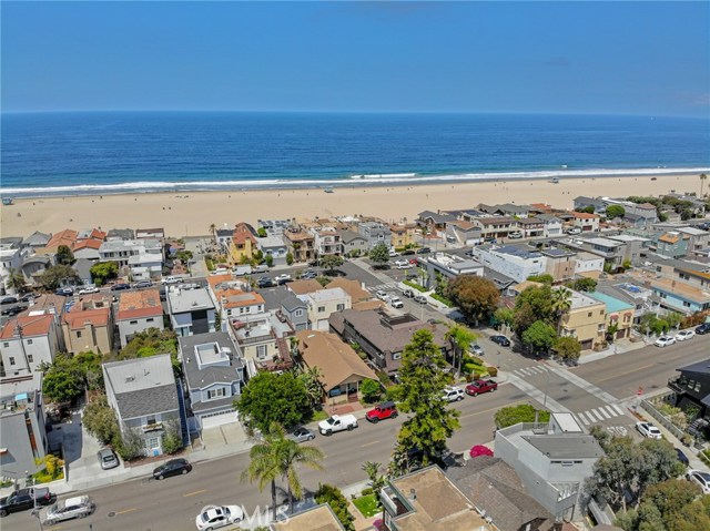 2309 Manhattan Avenue, Hermosa Beach, California 90254, 3 Bedrooms Bedrooms, ,2 BathroomsBathrooms,Residential,Sold,Manhattan,SB20128043