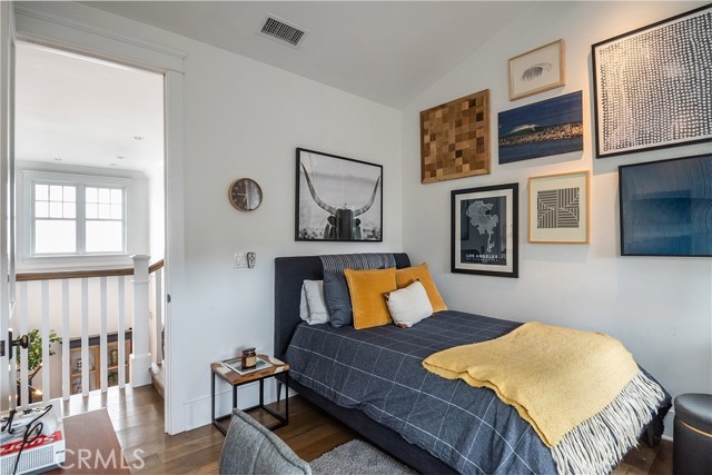 724 29th Street, Manhattan Beach, California 90266, 4 Bedrooms Bedrooms, ,3 BathroomsBathrooms,Residential,Sold,29th,SB19279046