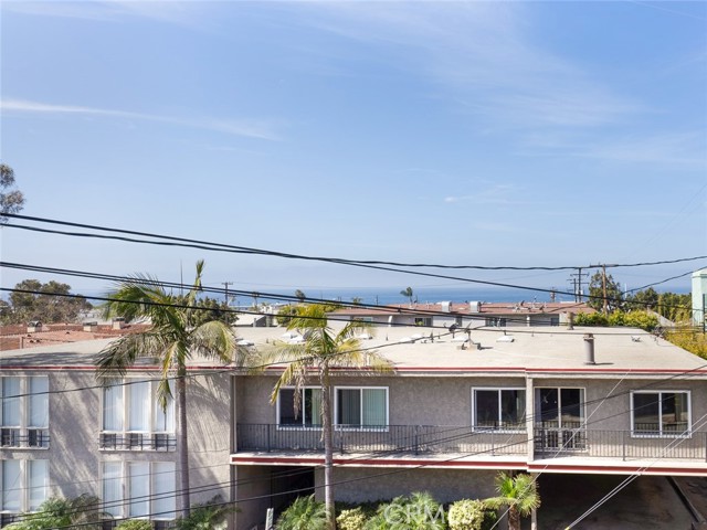 1136 Fisher Avenue, Manhattan Beach, California 90266, ,Residential Income,Sold,Fisher,SB21066103