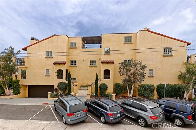 333 11th Street, Manhattan Beach, California 90266, ,Residential Income,Sold,11th,SB17139913