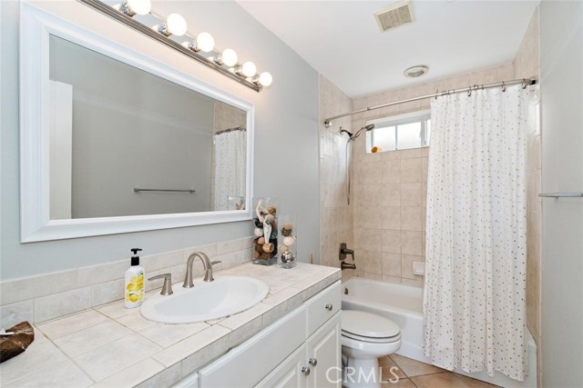 2602 Mathews Avenue, Redondo Beach, California 90278, 3 Bedrooms Bedrooms, ,2 BathroomsBathrooms,Residential,Sold,Mathews,PV21085585
