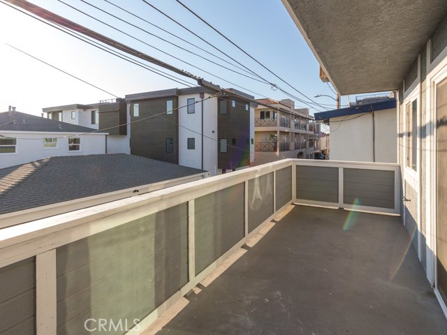 427 Manhattan Avenue, Hermosa Beach, California 90254, 2 Bedrooms Bedrooms, ,1 BathroomBathrooms,Residential,Sold,Manhattan,SB20167602