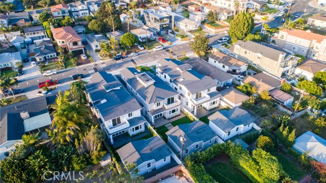 1020 Avenue A, Redondo Beach, California 90277, 6 Bedrooms Bedrooms, ,6 BathroomsBathrooms,Residential,Sold,Avenue A,PV20189738