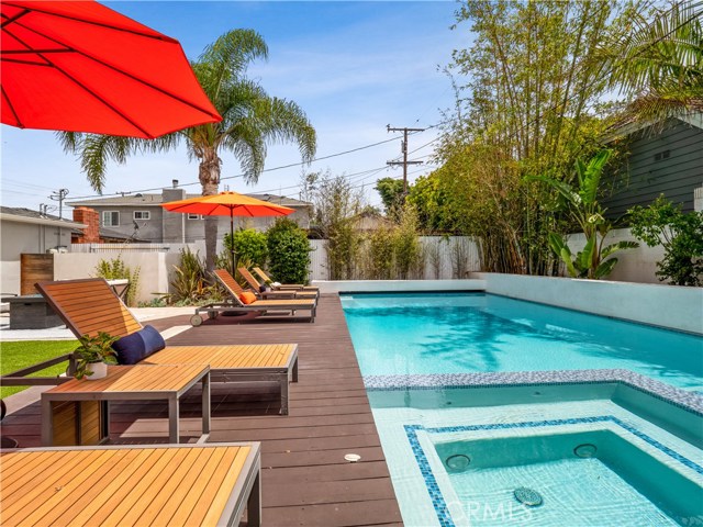 2306 Graham Avenue, Redondo Beach, California 90278, 2 Bedrooms Bedrooms, ,2 BathroomsBathrooms,Residential,Sold,Graham,PW20085623