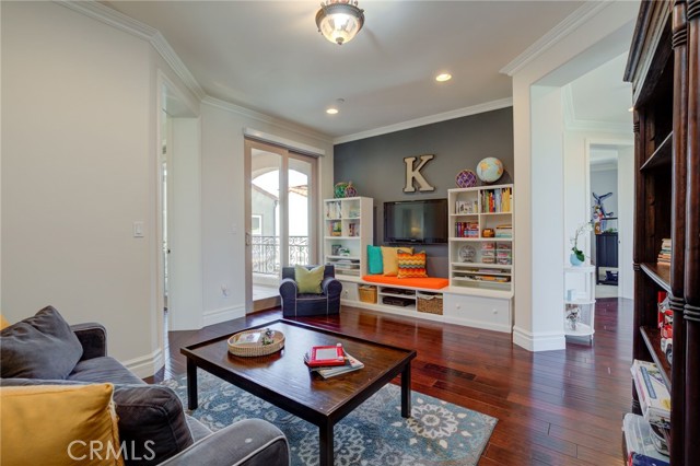 2226 Gates Ave., Redondo Beach, California 90278, 4 Bedrooms Bedrooms, ,3 BathroomsBathrooms,Residential,Sold,Gates Ave.,SB21066346