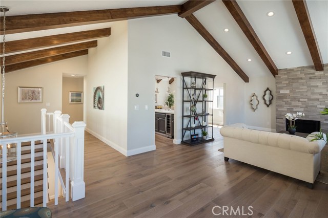 527 Maria Avenue, Redondo Beach, California 90277, 3 Bedrooms Bedrooms, ,2 BathroomsBathrooms,Residential,Sold,Maria,TR17109410