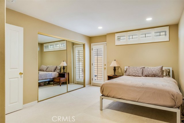 202 Lucia Avenue, Redondo Beach, California 90277, 4 Bedrooms Bedrooms, ,3 BathroomsBathrooms,Residential,Sold,Lucia,PV17247828