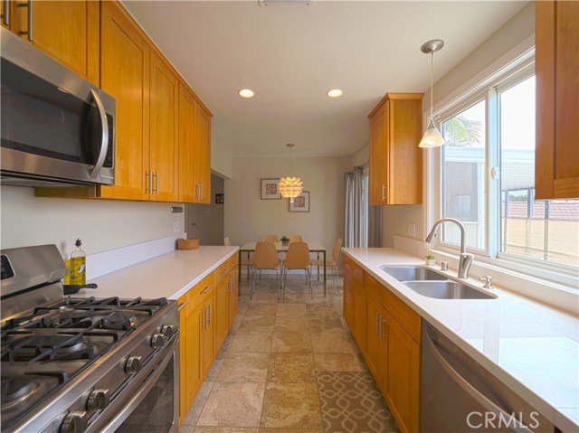 1902 Trudie Drive, Rancho Palos Verdes, California 90275, 3 Bedrooms Bedrooms, ,1 BathroomBathrooms,Residential,Sold,Trudie,SB18146373