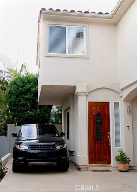 2220 Rockefeller Lane, Redondo Beach, California 90278, 3 Bedrooms Bedrooms, ,2 BathroomsBathrooms,Residential,Sold,Rockefeller,PV19241545