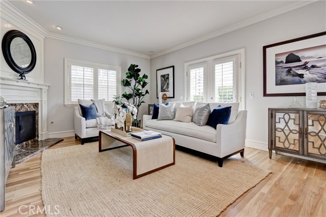 400 3rd Street, Manhattan Beach, California 90266, 4 Bedrooms Bedrooms, ,3 BathroomsBathrooms,Residential,Sold,3rd,SB19135797