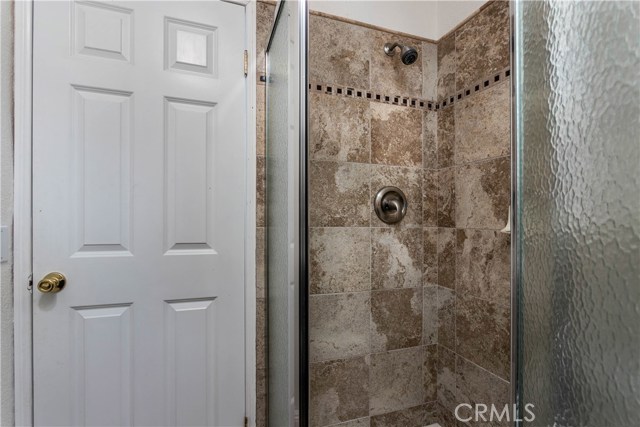 Shower in the second bathroom