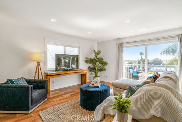 1630 Wollacott Street, Redondo Beach, California 90278, 3 Bedrooms Bedrooms, ,2 BathroomsBathrooms,Residential,Sold,Wollacott,SB19223418