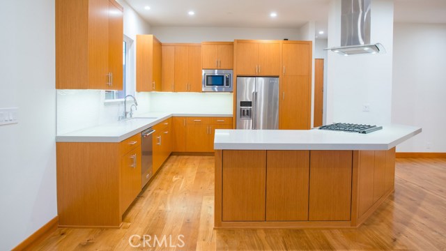 2108 Gates Avenue, Redondo Beach, California 90278, 4 Bedrooms Bedrooms, ,2 BathroomsBathrooms,Residential,Sold,Gates,SB17108544