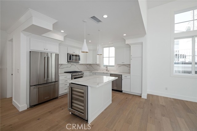 2112 Carnegie Lane, Redondo Beach, California 90278, 4 Bedrooms Bedrooms, ,4 BathroomsBathrooms,Residential,Sold,Carnegie,SB21029708