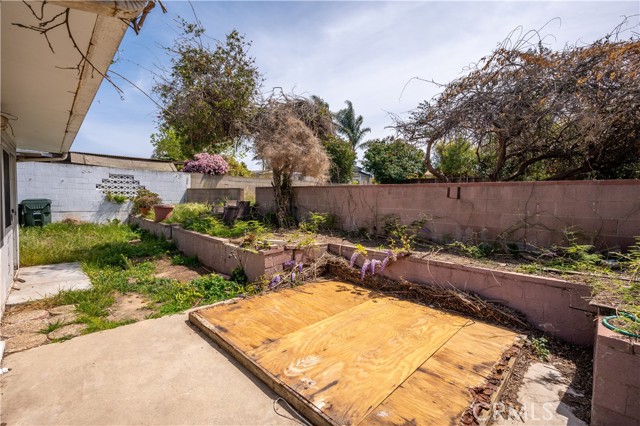 2302 Ives Lane, Redondo Beach, California 90278, 2 Bedrooms Bedrooms, ,1 BathroomBathrooms,Residential,Sold,Ives Lane,SB21080120
