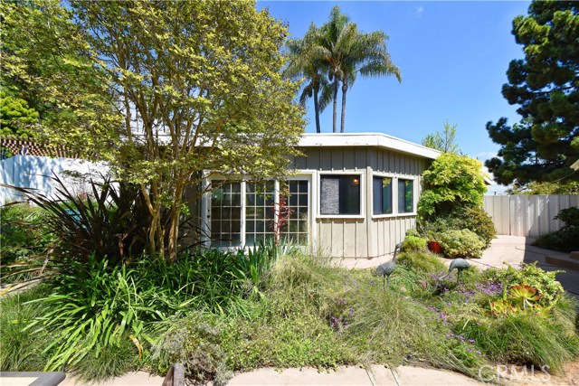 27643 Conestoga Drive, Rolling Hills Estates, California 90274, 4 Bedrooms Bedrooms, ,1 BathroomBathrooms,Residential,Sold,Conestoga,PV20074383