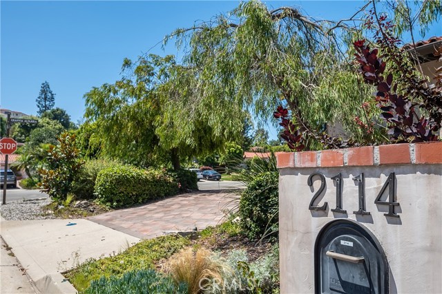 2114 Via Visalia, Palos Verdes Estates, California 90274, 4 Bedrooms Bedrooms, ,1 BathroomBathrooms,Residential,Sold,Via Visalia,SB19195175