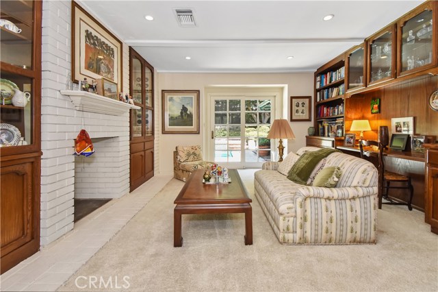 13 Country Meadow, Rolling Hills Estates, California 90274, 4 Bedrooms Bedrooms, ,2 BathroomsBathrooms,Residential,Sold,Country Meadow,PV20197818