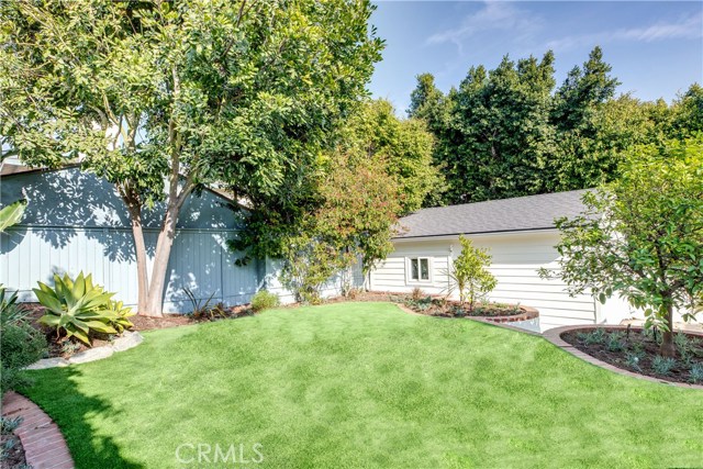 861 12th Court, Manhattan Beach, California 90266, 3 Bedrooms Bedrooms, ,1 BathroomBathrooms,Residential,Sold,12th,SB20006910