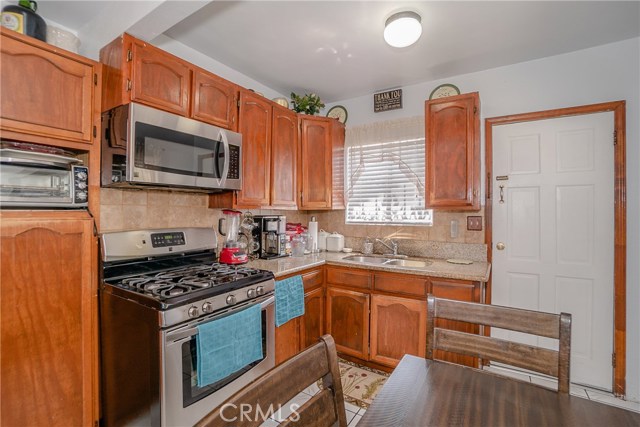  Income Home for Sale in Los Angeles, California