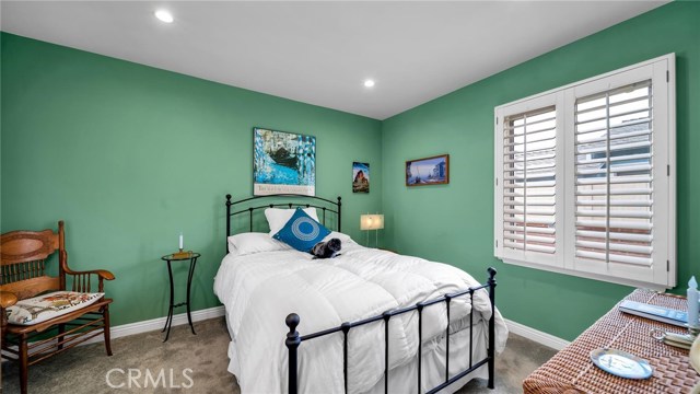 3 Bed Home for Sale in Hawthorne, California