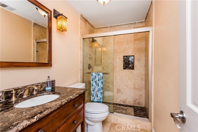 208 Juanita Avenue, Redondo Beach, California 90277, 3 Bedrooms Bedrooms, ,3 BathroomsBathrooms,Residential,Sold,Juanita,SB18196723