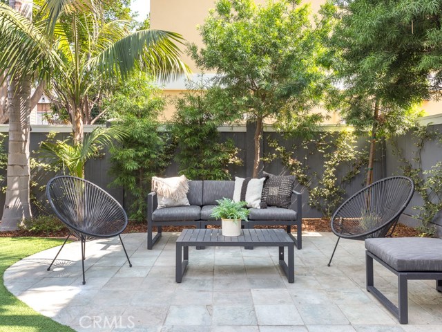 2312 Huntington Lane, Redondo Beach, California 90278, 4 Bedrooms Bedrooms, ,2 BathroomsBathrooms,Residential,Sold,Huntington,SB20214766