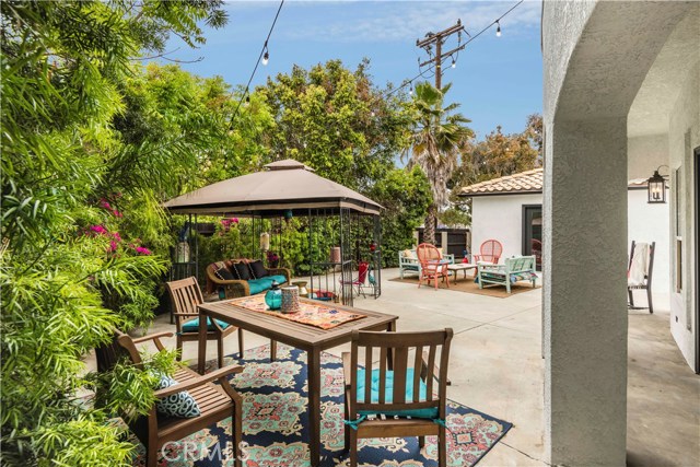 1151 Lynngrove Drive, Manhattan Beach, California 90266, 5 Bedrooms Bedrooms, ,3 BathroomsBathrooms,Residential,Sold,Lynngrove,SB20087988
