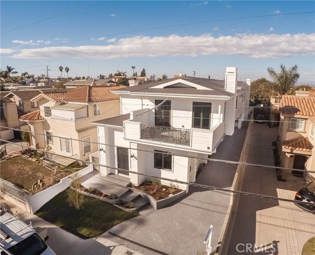 2309 Clark Lane, Redondo Beach, California 90278, 4 Bedrooms Bedrooms, ,2 BathroomsBathrooms,Residential,Sold,Clark,SB18033633