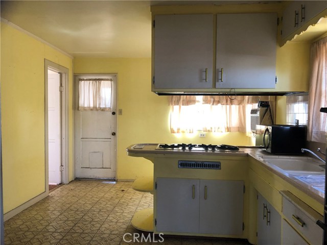 838 2nd Street, Hermosa Beach, California 90254, 2 Bedrooms Bedrooms, ,1 BathroomBathrooms,Residential,Sold,2nd,SB20015544