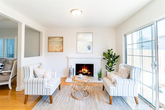 1600 Spreckels Lane, Redondo Beach, California 90278, 3 Bedrooms Bedrooms, ,2 BathroomsBathrooms,Residential,Sold,Spreckels,SB19058149