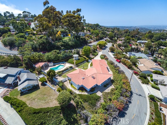 28655 Roan Road, Rancho Palos Verdes, California 90275, 3 Bedrooms Bedrooms, ,3 BathroomsBathrooms,Residential,Sold,Roan,PV18182354