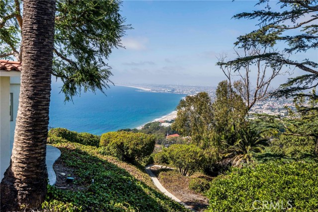 888 Via Del Monte, Palos Verdes Estates, California 90274, 3 Bedrooms Bedrooms, ,1 BathroomBathrooms,Residential,Sold,Via Del Monte,PV18205584