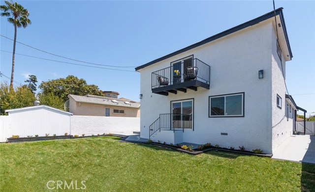 2517 Fisk Lane, Redondo Beach, California 90278, 4 Bedrooms Bedrooms, ,3 BathroomsBathrooms,Residential,Sold,Fisk,SB20145075