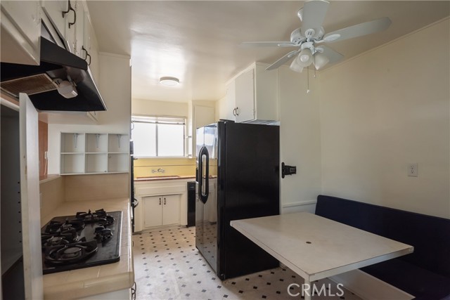 457 28th Street, Manhattan Beach, California 90266, 2 Bedrooms Bedrooms, ,1 BathroomBathrooms,Residential,Sold,28th,SB21112432