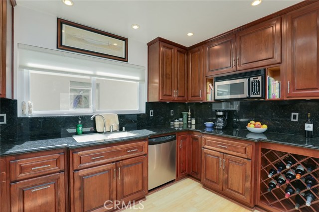 1723 Stanford Avenue, Redondo Beach, California 90278, 3 Bedrooms Bedrooms, ,2 BathroomsBathrooms,Residential,Sold,Stanford,SB19044326