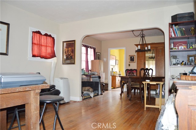 2 Bed Home for Sale in Hawthorne, California