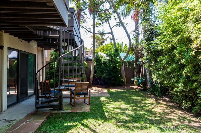 2417 Oak Avenue, Manhattan Beach, California 90266, 3 Bedrooms Bedrooms, ,2 BathroomsBathrooms,Residential,Sold,Oak,SB18175025