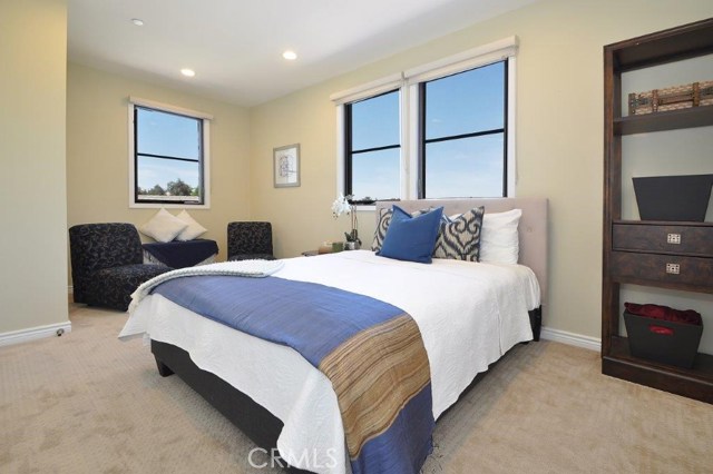 12 Casaba Road, Rolling Hills Estates, California 90274, 5 Bedrooms Bedrooms, ,4 BathroomsBathrooms,Residential,Sold,Casaba,PV18242609