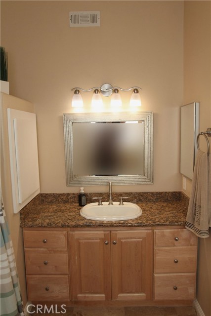 2 Bed Home for Sale in Van Nuys, California