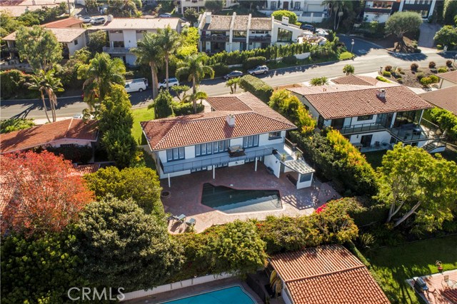 2109 Via Estudillo, Palos Verdes Estates, California 90274, 4 Bedrooms Bedrooms, ,3 BathroomsBathrooms,Residential,Sold,Via Estudillo,SB17272913