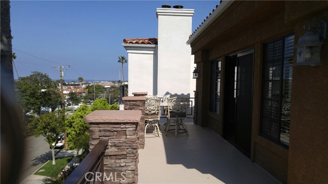 616 Irena Avenue, Redondo Beach, California 90277, 3 Bedrooms Bedrooms, ,3 BathroomsBathrooms,Residential,Sold,Irena,SB17072262