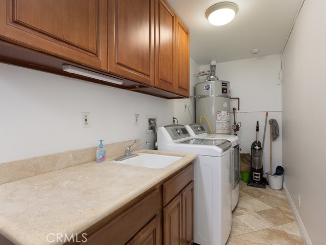 Lower level laundry