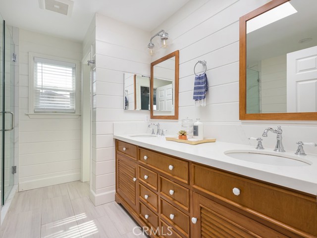 2312 Huntington Lane, Redondo Beach, California 90278, 4 Bedrooms Bedrooms, ,2 BathroomsBathrooms,Residential,Sold,Huntington,SB20214766