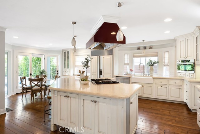 1724 Walnut Avenue, Manhattan Beach, California 90266, 4 Bedrooms Bedrooms, ,3 BathroomsBathrooms,Residential,Sold,Walnut,SB21065266