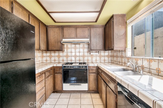 2503 Vanderbilt Lane, Redondo Beach, California 90278, 3 Bedrooms Bedrooms, ,1 BathroomBathrooms,Residential,Sold,Vanderbilt,SB21059307