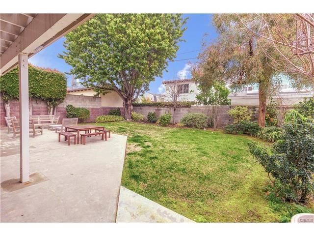 712 Poinsettia Avenue, Manhattan Beach, California 90266, 4 Bedrooms Bedrooms, ,2 BathroomsBathrooms,Residential,Sold,Poinsettia,SB17073173